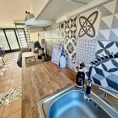 Petit Nid Douillet Avec Parking Prive Casa de Férias Villemareuil