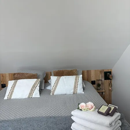 Сasa de vacaciones Petit Nid Douillet Avec Parking Privé Villemareuil